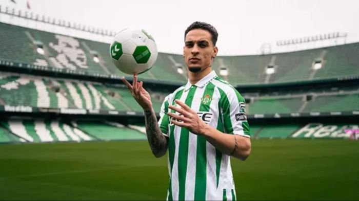 Antony 'El Gasing' Nyekor Lagi, Real Betis Gulung Gent 3-0