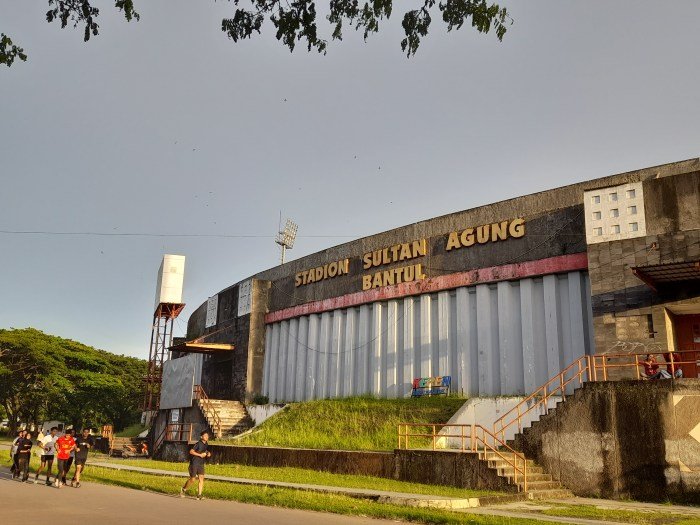 Komentar Sultan HB X Soal Penambahan Fasilitas Stadion Mandala