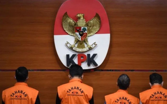 Isu korupsi di indonesia dan solusinya