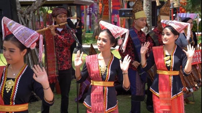 Sejarah unik kebudayaan tradisional Indonesia