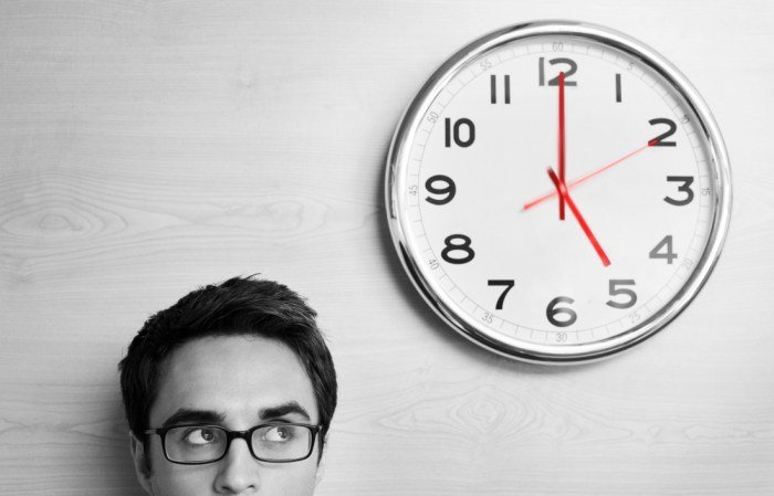 Alasan waktu terasa cepat saat sibuk