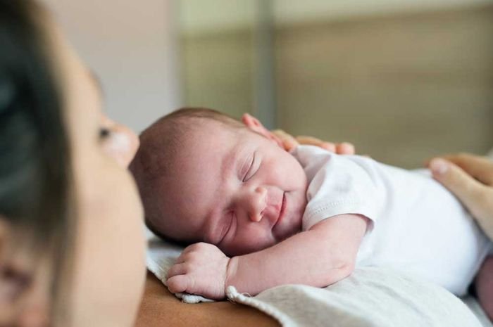 Alasan bayi kenal suara ibu sejak lahir