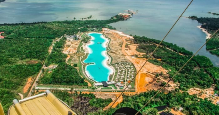 Wisata pantai dan belanja di Pulau Bintan