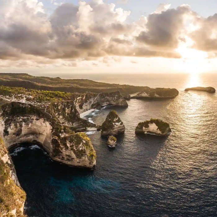 Wisata pantai dan keindahan alam Nusa Penida