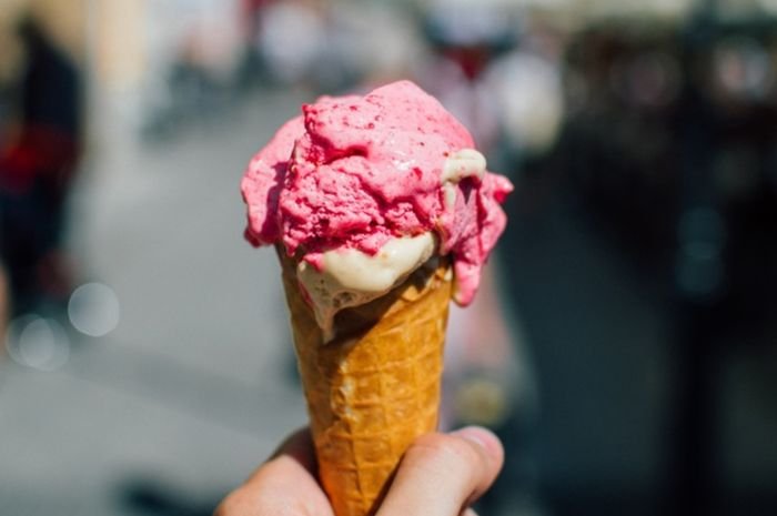 Alasan es krim bikin sakit kepala
