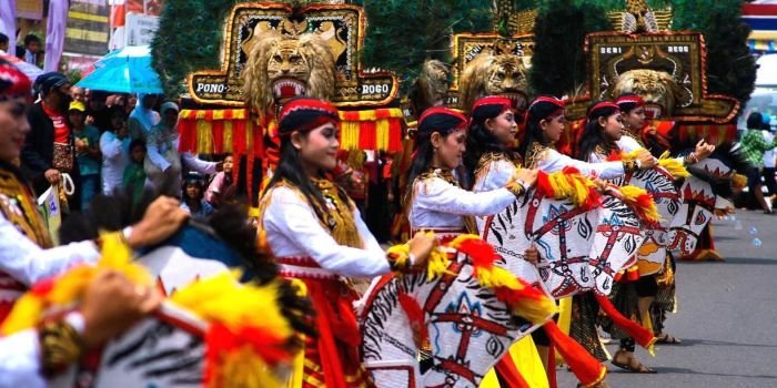 Sejarah unik kebudayaan tradisional Indonesia