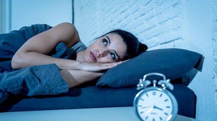 Alasan sulit tidur karena banyak pikiran