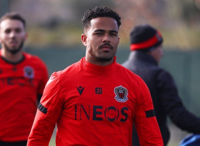 AO VIVO: Anselmi lança Gul por Samu, João Pereira recupera Kluivert e Mohamed