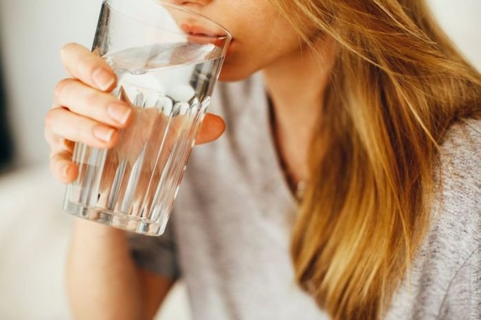Drinken gallon kidneys minum maakt verschil drinkt eigenlijk moet hoeveel houstonia terlalu tubuhmu tanda termasuk peduli banyak tried beware effects
