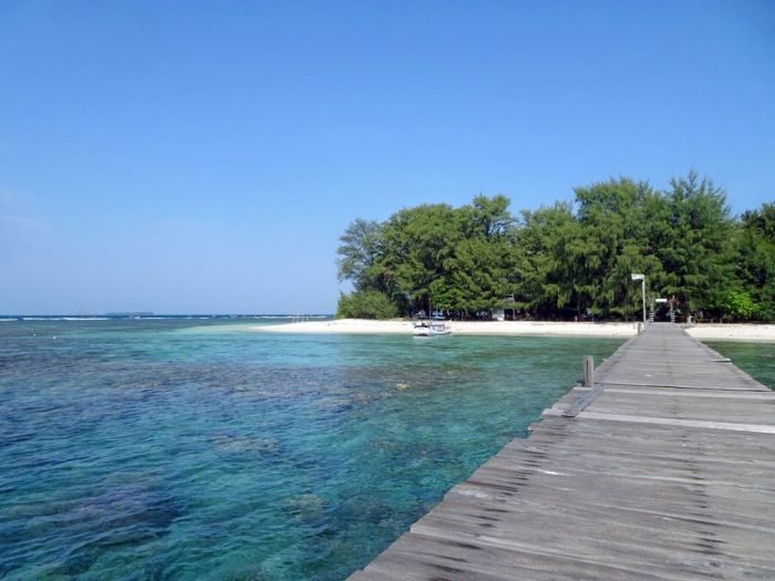 Wisata pantai dan alam di Kepulauan Karimunjawa